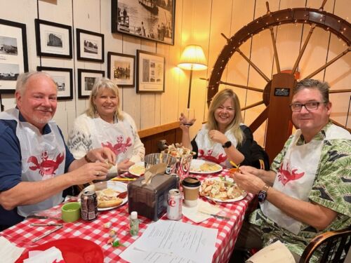 Bill-and-Trudy-Bowling-with-Sally-and-Pat-Hearle-enjoying-crab