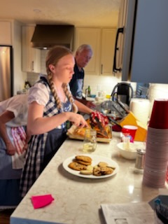 Frank-and-Dallilah-in-the-kitchen-1